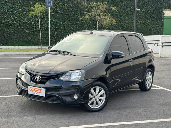 TOYOTA ETIOS 1.5 X PLUS 16V FLEX 4P AUTOMÁTICO TOYOTA ETIOS 1.5 X PLUS 16V FLEX 4P AUTOMÁTICO